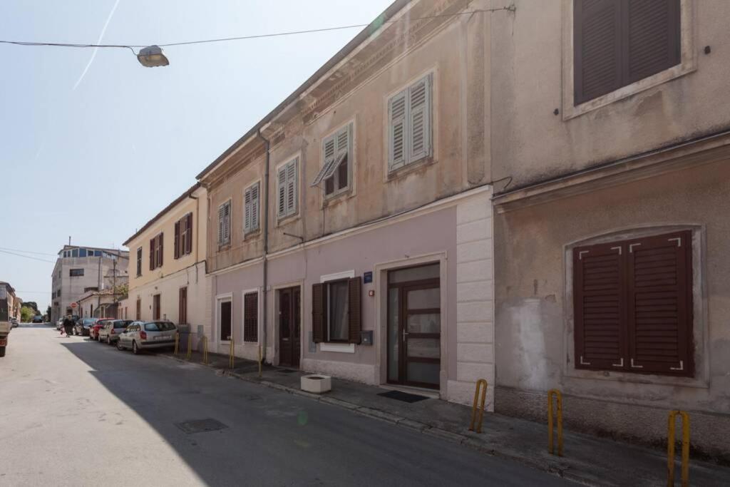 Apartamento Apartman Luna Pula Exterior foto